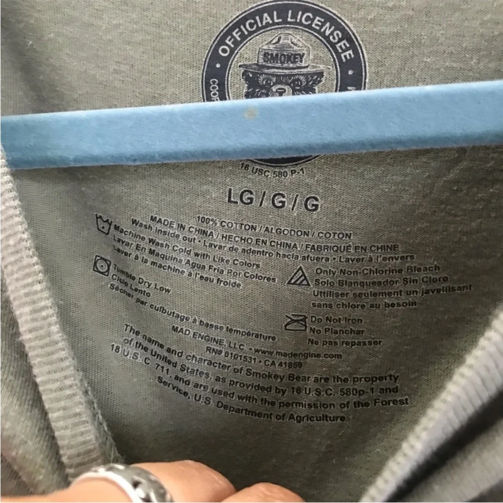 Smokey The Bear Tshirt Cropped Relaxed Tee Green - Picture 3 of 3